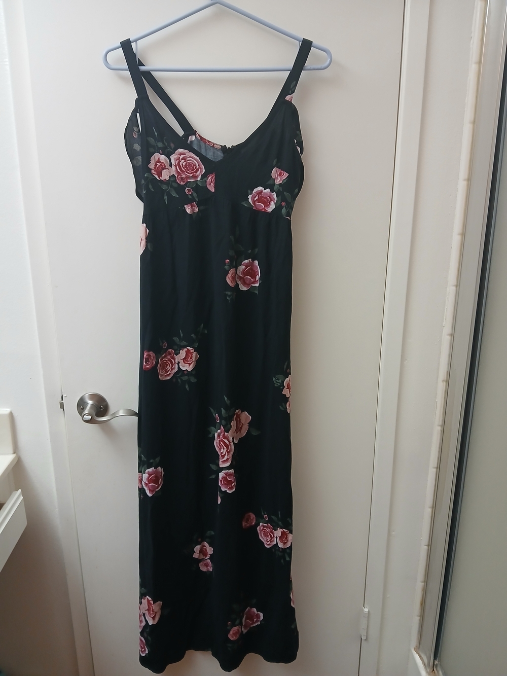 Full Tilt Black Dress with Pink/red  Rose Print